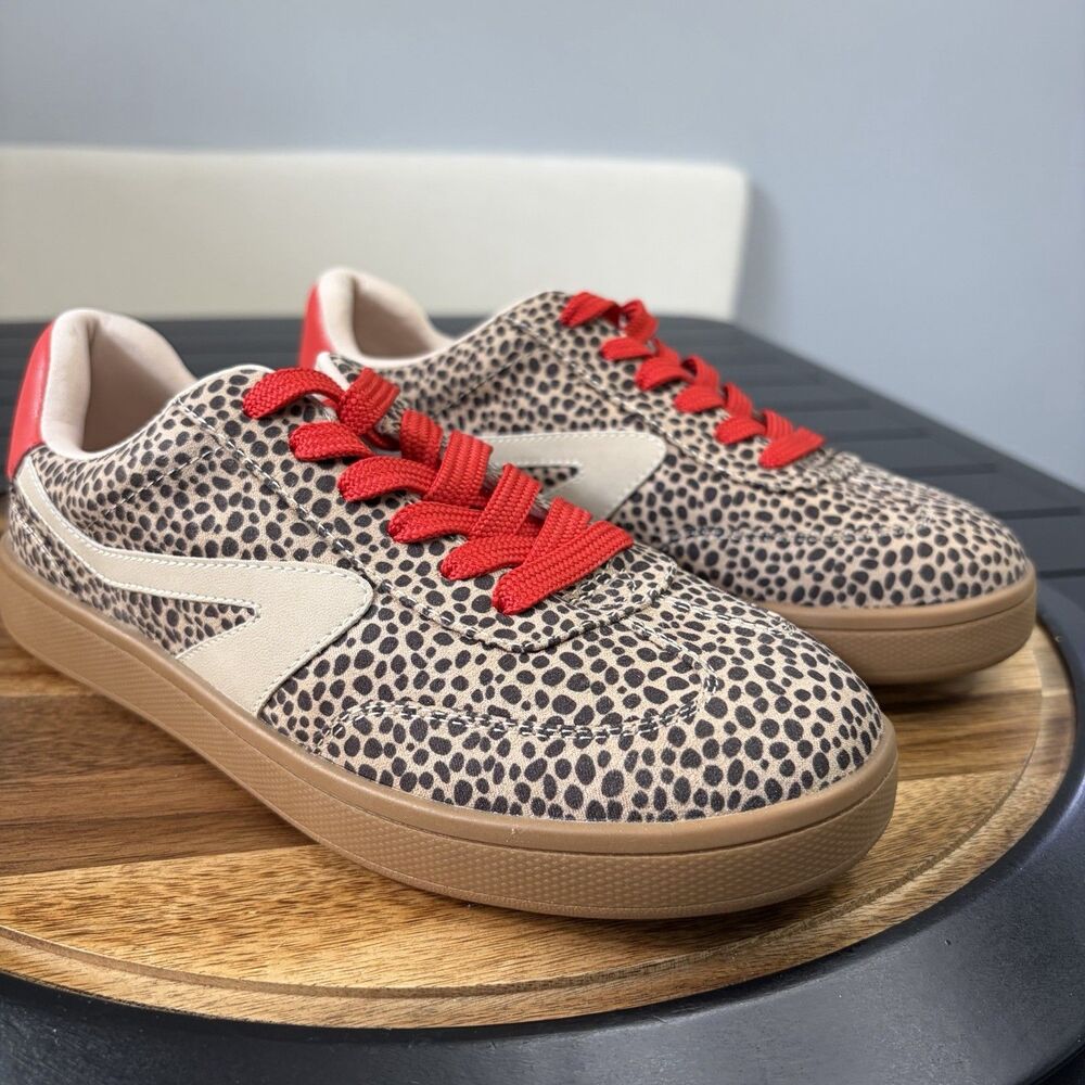 Dolce Vita Voyage Cheetah Print Sneakers Womens Size 7 Red Lace Low Top NWOT - Picture 2 of 12